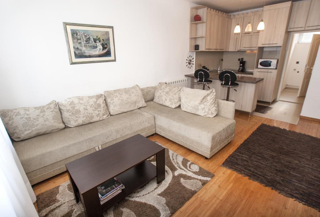 Apartment Rubin Dordegol Rum bild
